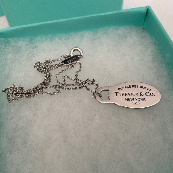 Tiffany Oval tag pendant - Picture 5 of 5